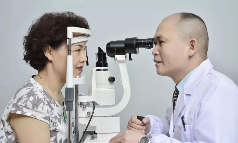選購老花鏡為什么要先行驗光？
