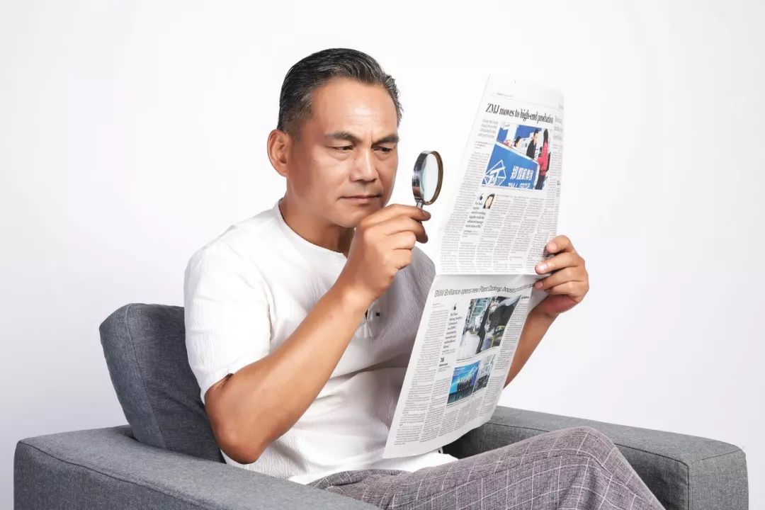 老花眼不可怕，眼睛5大保養技巧，讓衰老來(lái)得慢一點(diǎn)！